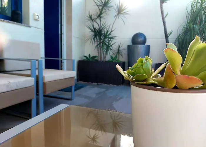 Duplex With Sea Views, Garden And Terrace